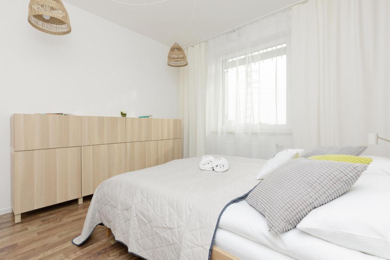 Stacja Wola Apartments With Parking By Noclegi Renters Warsawa Bagian luar foto