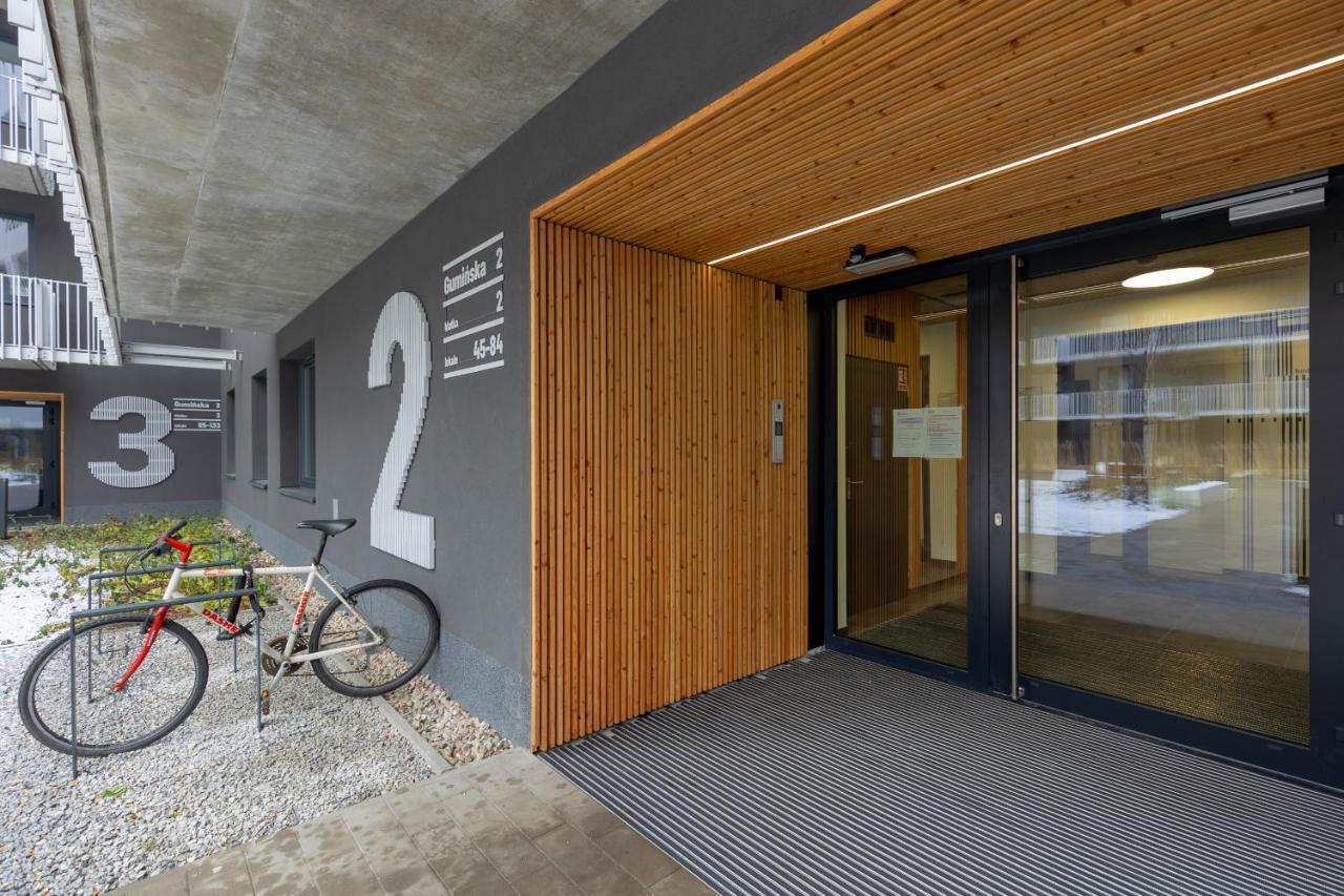 Stacja Wola Apartments With Parking By Noclegi Renters Warsawa Bagian luar foto
